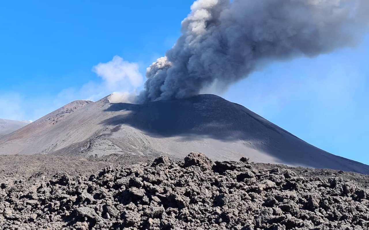 Etna excursions, find out the prices.